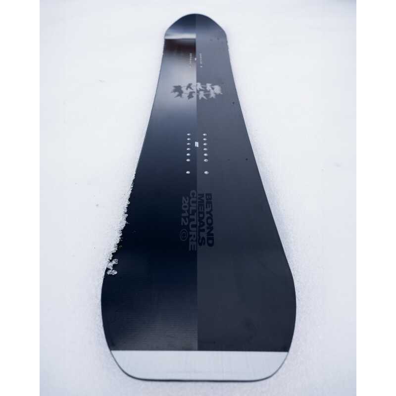 Bataleon | Beyond Medals Snowboard - 154cm [Demo] - Image 7